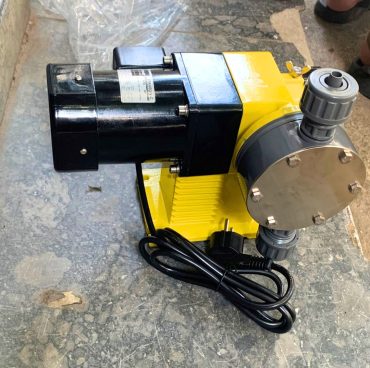Bơm định lượng hóa chất